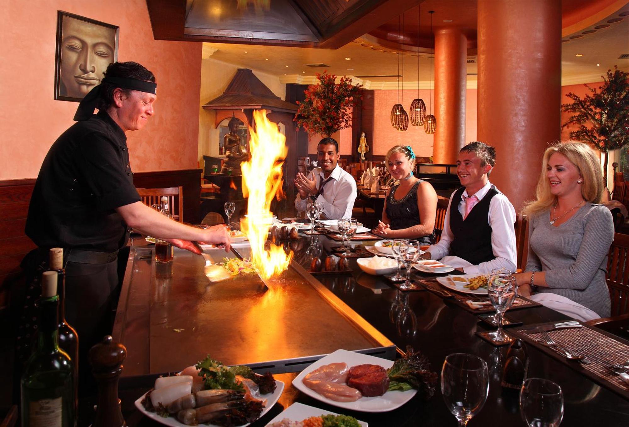 เอ็กซ์พีเรียนซ์ ไคโรซิซ พรีเมียร์ นามา เบย์ Hotel ชาร์มเอลชีค ภายนอก รูปภาพ A Japanese restaurant in the United States